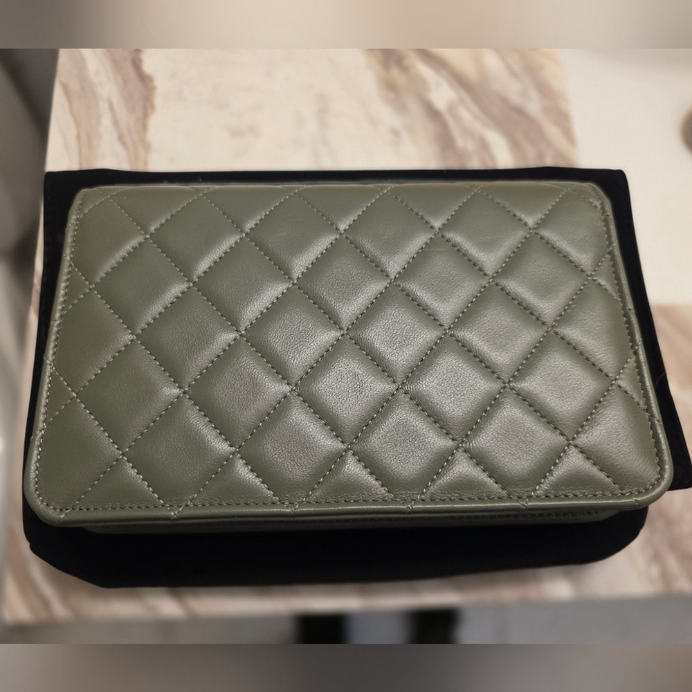 New Chanel Trendy WOC - Picture 3 of 16